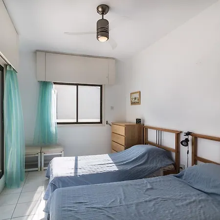 Marina Sea View Apartman